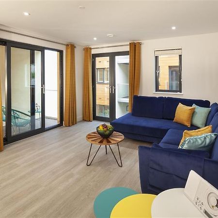 5 Putsborough - Luxury Apartment At Byron Woolacombe, Only 4 Minute Walk To Woolacombe Beach! المظهر الخارجي الصورة