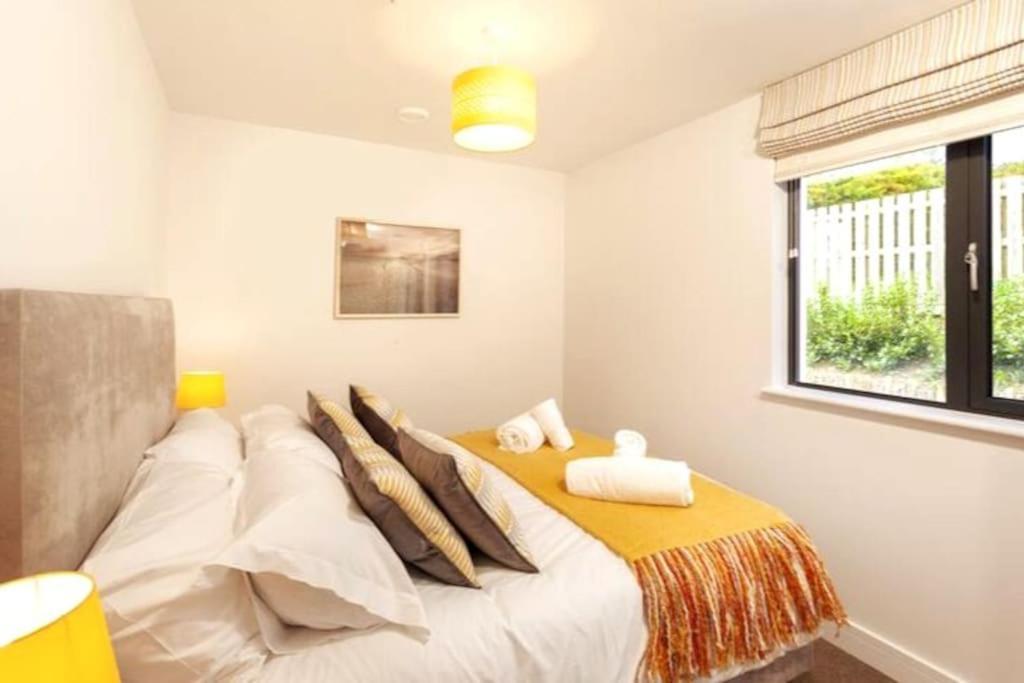 5 Putsborough - Luxury Apartment At Byron Woolacombe, Only 4 Minute Walk To Woolacombe Beach! المظهر الخارجي الصورة