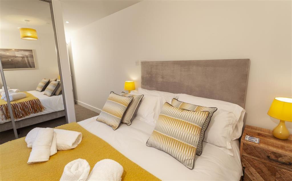 5 Putsborough - Luxury Apartment At Byron Woolacombe, Only 4 Minute Walk To Woolacombe Beach! المظهر الخارجي الصورة