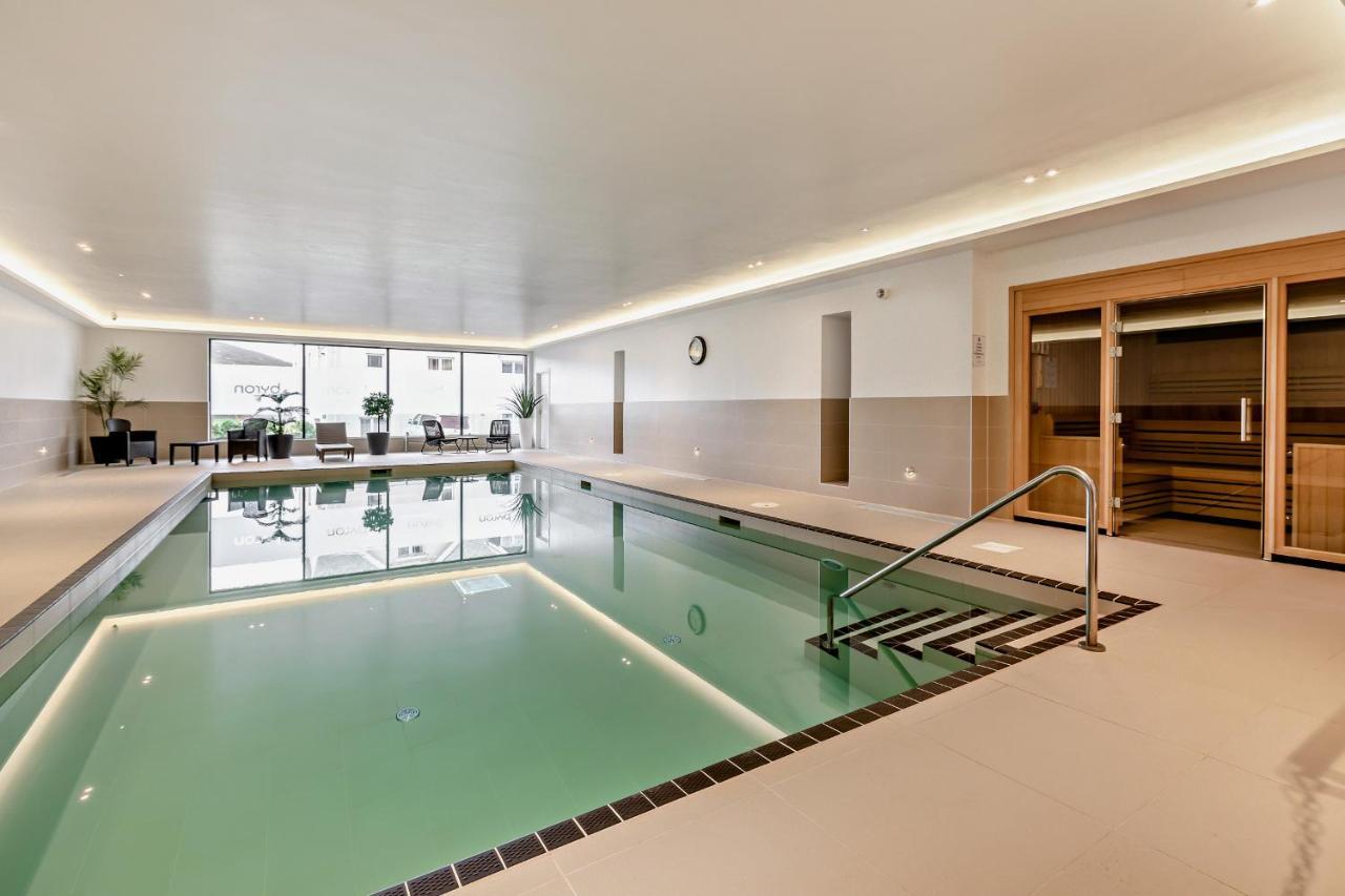 5 Putsborough - Luxury Apartment At Byron Woolacombe, Only 4 Minute Walk To Woolacombe Beach! المظهر الخارجي الصورة